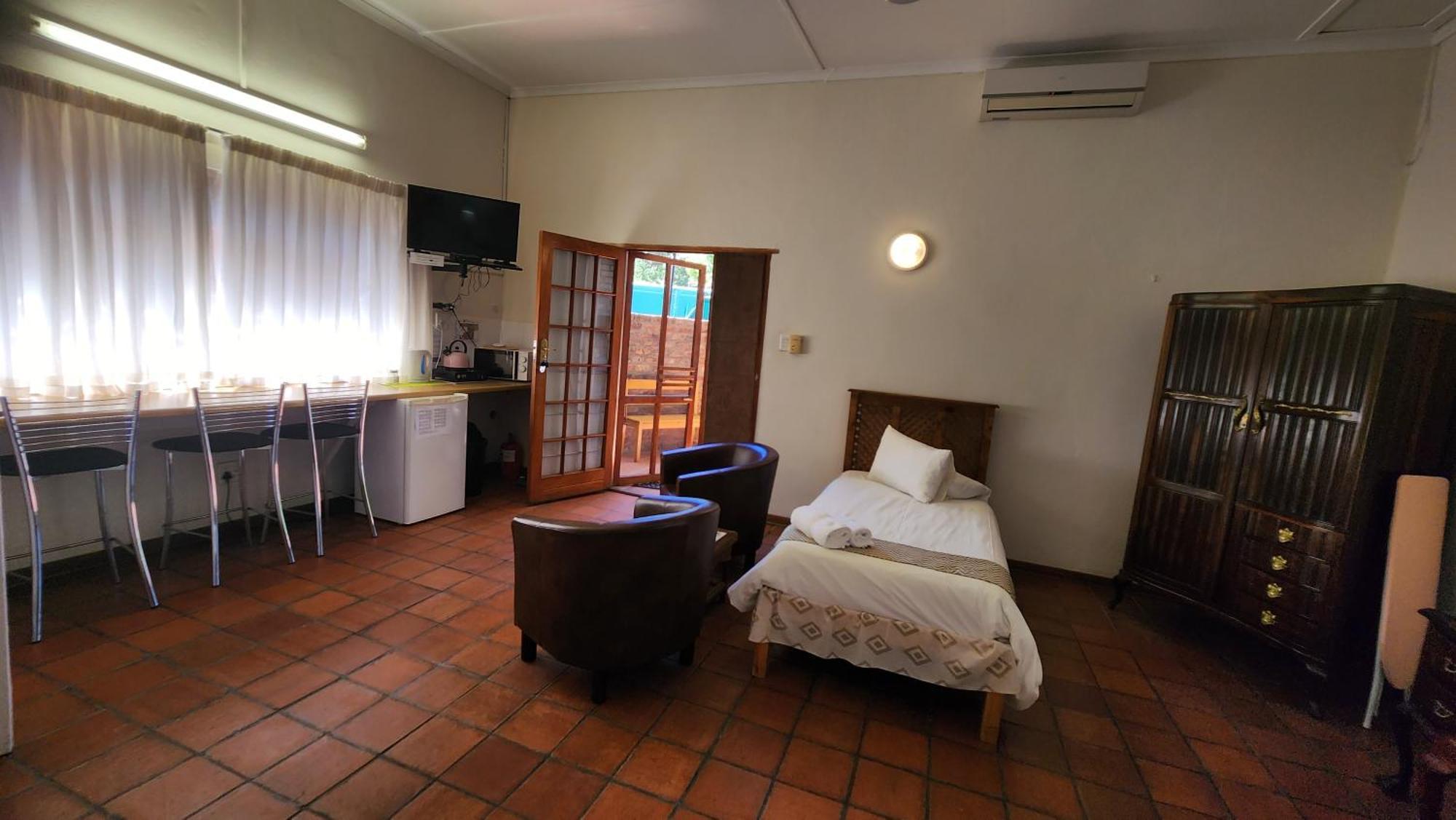 Country Village Graaff-Reinet Extérieur photo