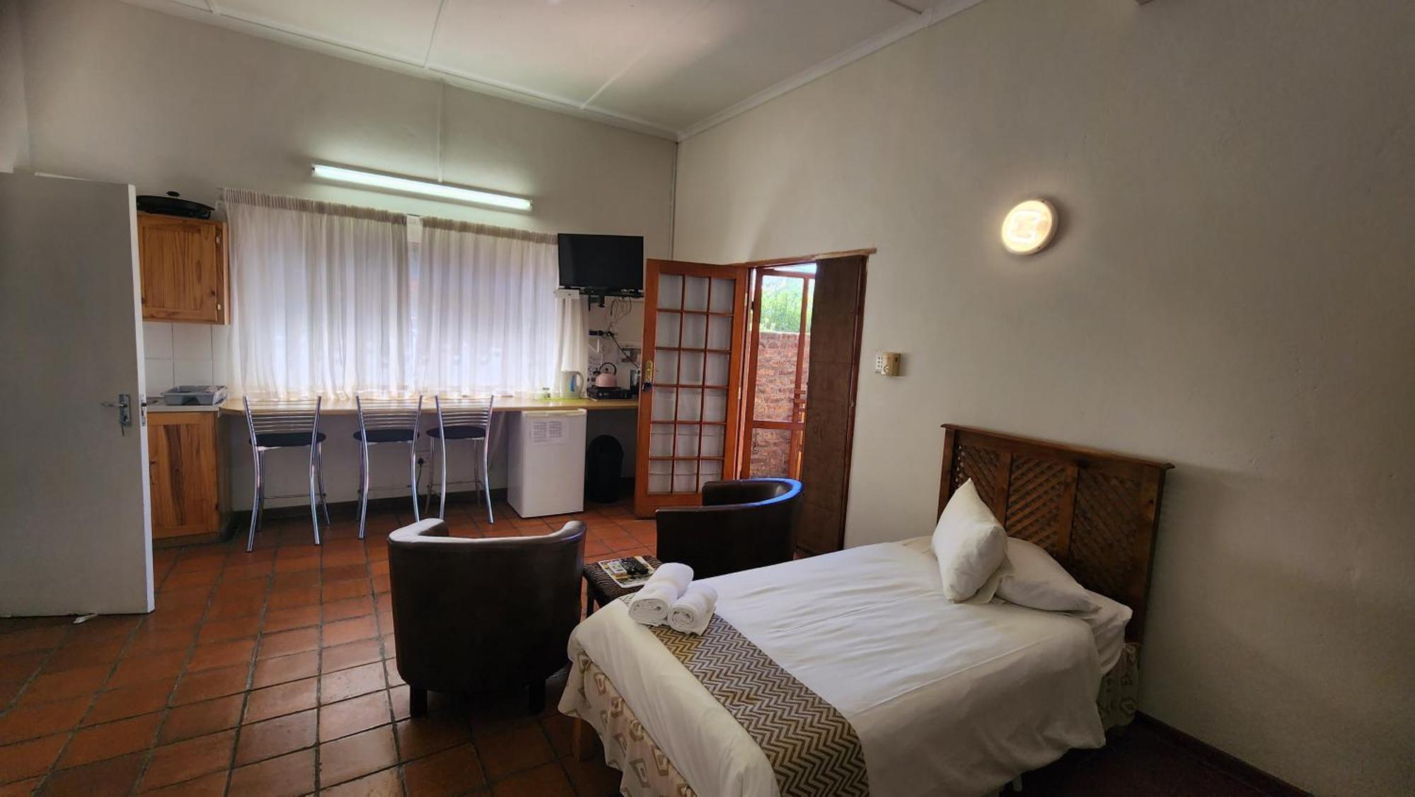 Country Village Graaff-Reinet Extérieur photo